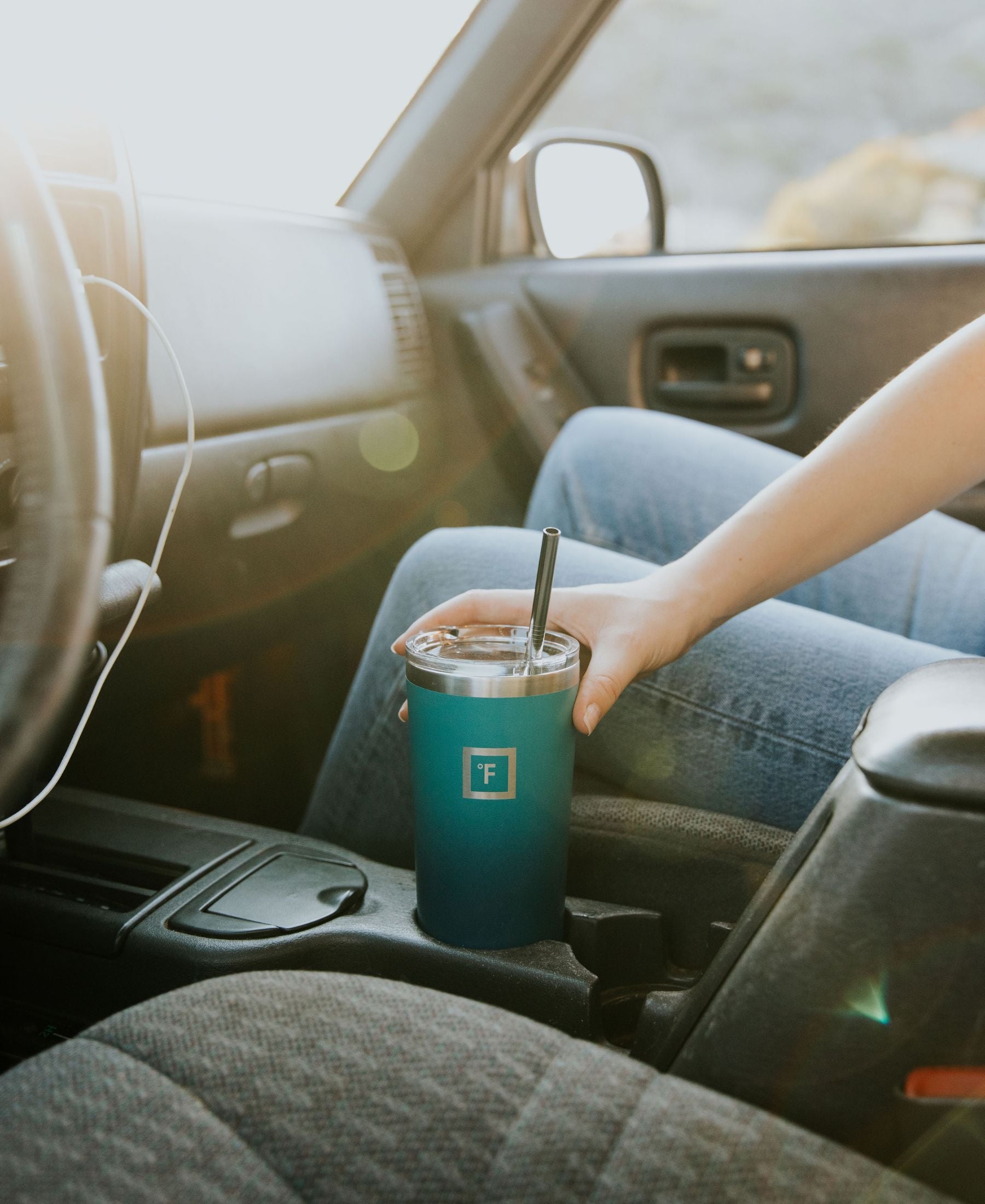 Guide to Cup Holder Friendly Water Bottles